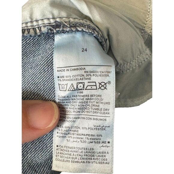 Old Navy Women's Jeans Mid-Rise Wow Bootcut Straight Fit Medium Wash Sz. 24 NWT - Picture 11 of 11